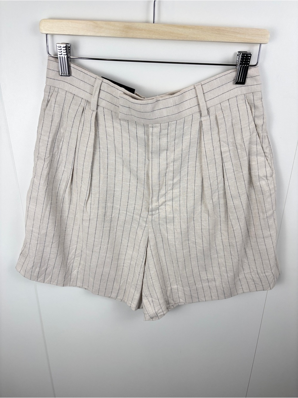 NWT Banana Republic Factory sz 6 Linen-Blend Striped Herringbone Trouser Short